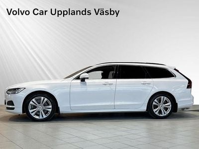 Vit Begagnad 2023 Volvo V90 Core Kombi | 389 900 kr (Marknadspris)