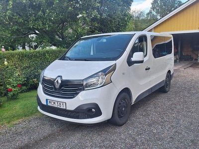 Begagnad 2018 Renault Trafic Minibuss | 165 000 kr