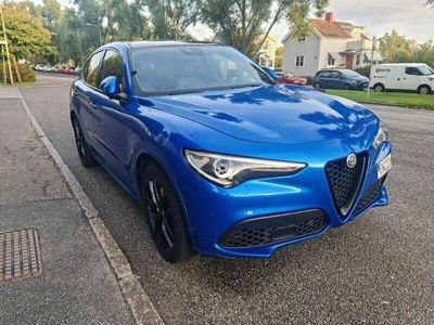 begagnad Alfa Romeo Stelvio Veloce Q4 280hk Pano V-däck Nyservad