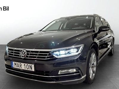 Mörkgrå Begagnad 2019 VW Passat R-line Kombi | 299 900 kr (Lite dyr)