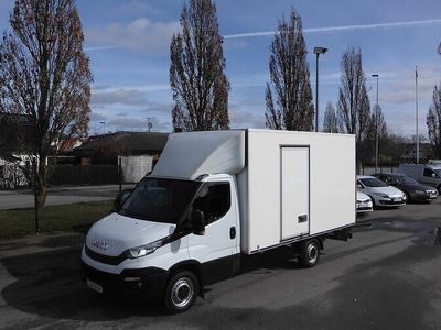 begagnad Iveco Daily DAILY 35S1135s 2.3L 8-Stegs AUT Euro 6 företag 2016, Minibuss