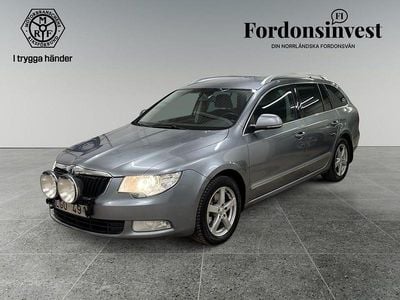 Silver Begagnad 2011 Skoda Superb Ambition Kombi | 47 900 kr (Dyr)