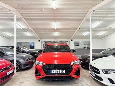 Röd Begagnad 2020 Audi e-tron S-Line SUV | 489 900 kr