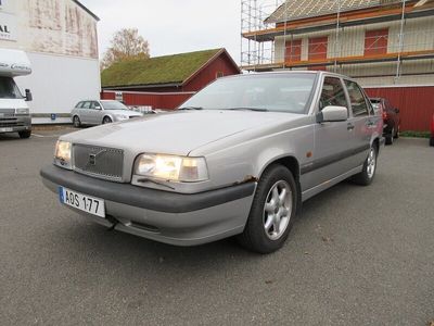 begagnad Volvo 144 850 Manuell 2.5hk Sedan Drag NYBESIKTIGAD