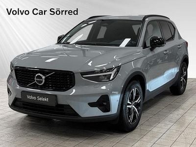 Grå Begagnad 2024 Volvo XC40 Plus SUV | 399 900 kr (Lite dyr)