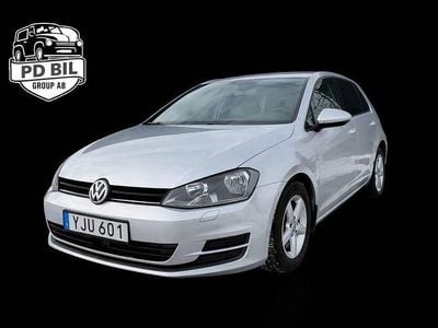 Begagnad VW Golf VII 110 HK (80 kW) 2017 Silver Halvkombi