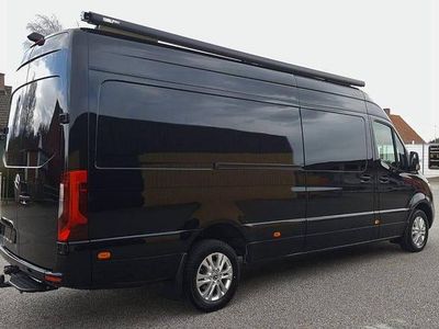Svart (obsidian svartmetallic) Begagnad 2023 Mercedes Sprinter Van | 1 399 900 kr