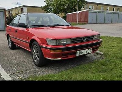 Begagnad 1992 Toyota Corolla Halvkombi | 29 000 kr
