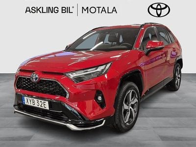 Röd Begagnad 2025 Toyota RAV4 Hybrid Edition SUV | 544 000 kr (Lite dyr)