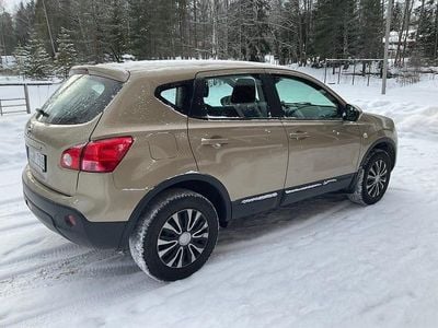Begagnad Nissan Qashqai 141 HK (103 kW) 2008 SUV