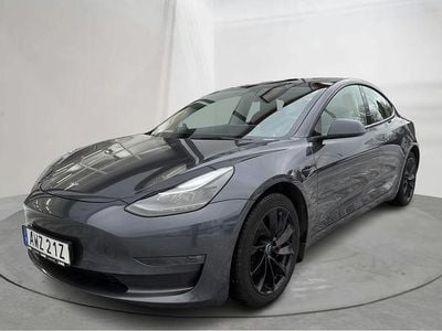 Grå Begagnad 2021 Tesla Model 3 Performance Sedan | 259 000 kr (Bra pris)