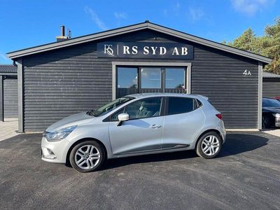Silver Begagnad 2018 Renault Clio IV Zen Halvkombi | 89 000 kr (Marknadspris)