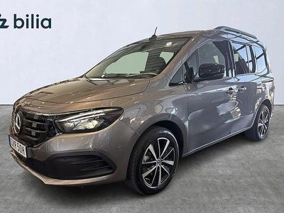 Begagnad Mercedes EQT200 91 kW (124 HK) 2023 Grå Minibuss