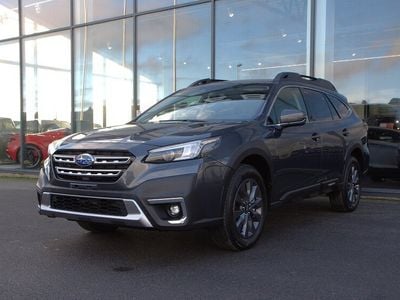Grå Begagnad 2024 Subaru Outback SUV | 474 900 kr (Dyr)
