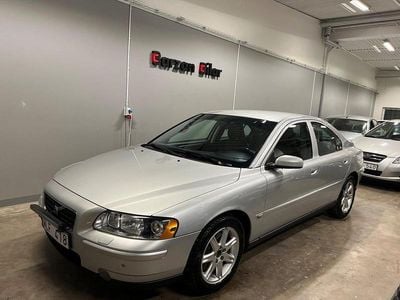 Begagnad Volvo S60 Kinetic 209 HK (153 kW) 2005 Grå Sedan