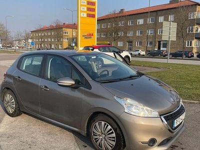 Begagnad 2012 Peugeot 208 Halvkombi | 54 900 kr (Marknadspris)