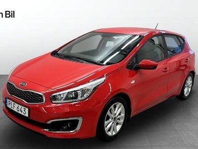 Röd Begagnad 2017 Kia Ceed Halvkombi | 129 900 kr (Dyr)