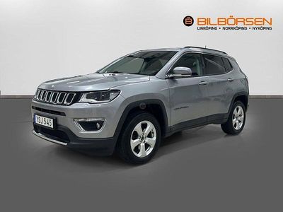 Grå Begagnad 2017 Jeep Compass SUV | 169 900 kr (Marknadspris)