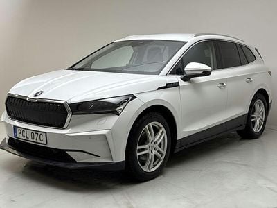 Vit Begagnad 2023 Skoda Enyaq iV SUV | 289 000 kr (Superpris)