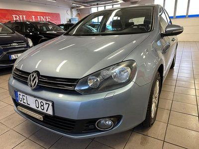 Ljusblå Begagnad 2010 VW Golf VI Halvkombi | 49 900 kr (Marknadspris)