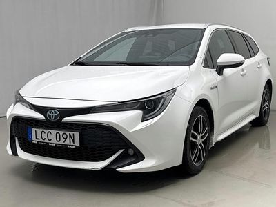Vit Begagnad 2021 Toyota Corolla Kombi | 175 000 kr
