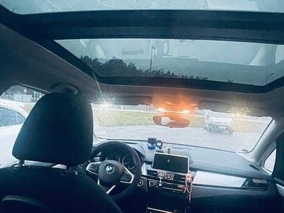 Begagnad 2018 BMW 225 Minibuss | 157 000 kr