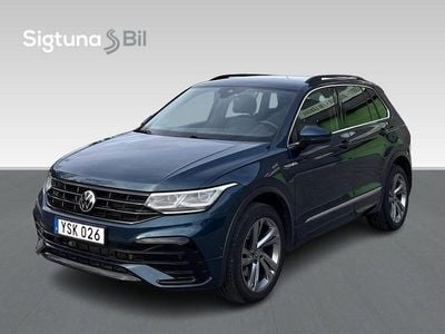 Blå Begagnad 2021 VW Tiguan R-line SUV | 399 900 kr (Dyr)