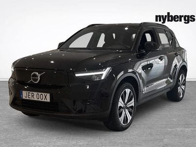 Begagnad Volvo XC40 Core 185 kW (252 HK) 2023 Svart SUV