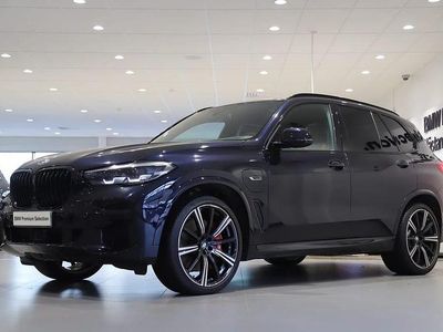 Svart Begagnad 2022 BMW X5 iPerformance SUV | 589 000 kr