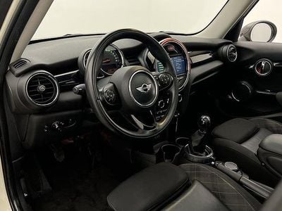 Vit Begagnad 2015 Mini Cooper S Halvkombi | 164 900 kr (Marknadspris)