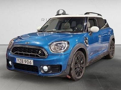 Blå Begagnad 2018 Mini Cooper Countryman Chili SUV | 179 900 kr (Marknadspris)
