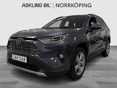 Mörkgrå Begagnad 2021 Toyota RAV4 Hybrid Executive SUV | 354 000 kr (Marknadspris)