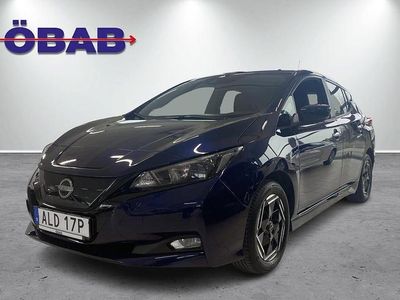 Mörkblå Begagnad 2022 Nissan Leaf Acenta Halvkombi | 199 800 kr (Lite dyr)