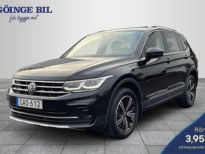 Svart Begagnad 2022 VW Tiguan SUV | 339 000 kr (Bra pris)