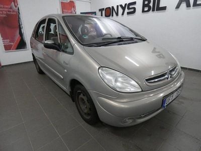 Brun Begagnad 2003 Citroën Xsara Picasso Minibuss | 23 500 kr (Marknadspris)