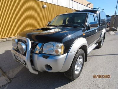 begagnad Nissan King NavaraCab 2.5 4WD 133hk