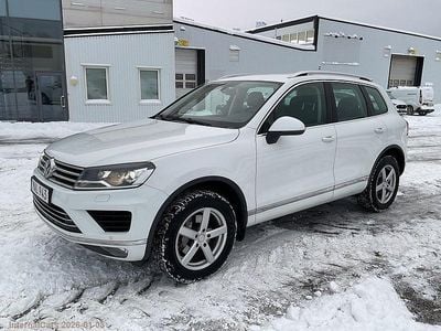 Vit Begagnad 2015 VW Touareg Edition SUV | 99 999 kr