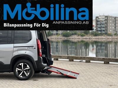 Begagnad Peugeot Rifter 105 HK (77 kW) 2024 Icy white Minibuss