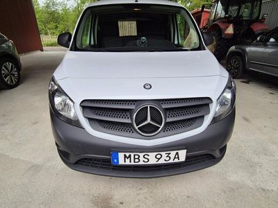 Mercedes Citan 109