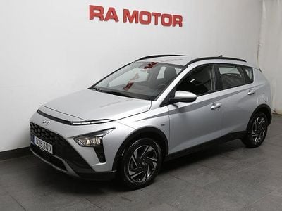 Grå Begagnad 2022 Hyundai Bayon Essential SUV | 164 800 kr (Bra pris)