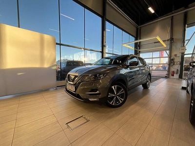 Grå Begagnad 2017 Nissan Qashqai SUV | 156 000 kr (Marknadspris)