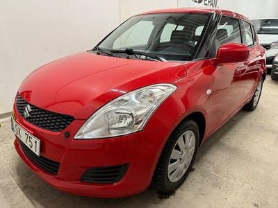 Begagnad Suzuki Swift 94 HK (69 kW) 2010 Röd Halvkombi