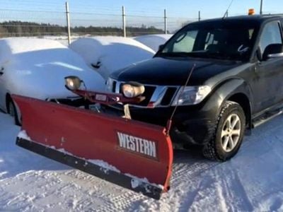 Svart Begagnad 2012 Nissan Navara Pickup | 199 875 kr