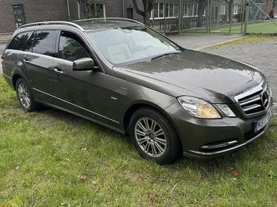 Mercedes E220