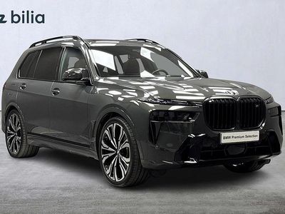 Grå Begagnad 2024 BMW X7 M Sport SUV | 1 349 000 kr