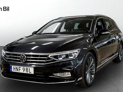Mangan grey metallic Begagnad 2022 VW Passat R-line Kombi | 264 800 kr (Marknadspris)