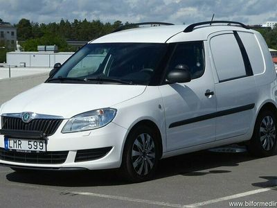 begagnad Skoda Roomster Praktik 1.2 TDI 75hk AC Dragkrok S/V-hjul