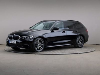 BMW 330e