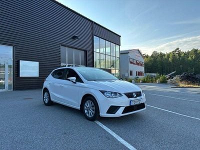 Vit Begagnad 2018 Seat Ibiza Halvkombi | 95 000 kr (Bra pris)