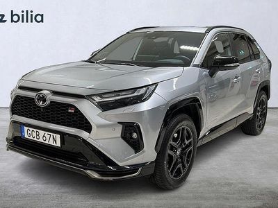 Silver Begagnad 2025 Toyota RAV4 Hybrid Sport SUV | 589 900 kr (Lite dyr)